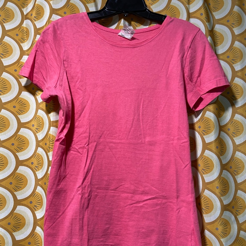 Pink t-shirt